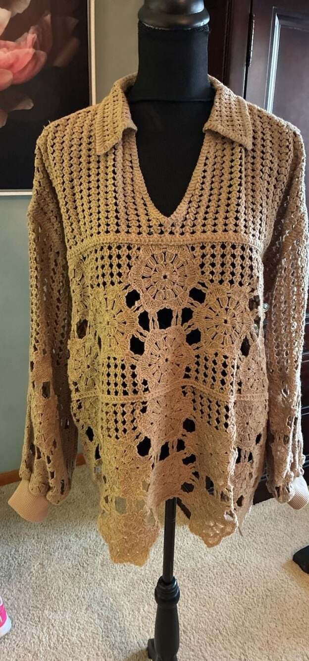 Soft Surroundings Women's Tan Crochet Knit Pullover Sweater Sz L A700